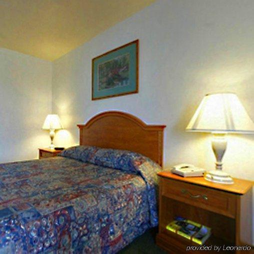 Red Lion Inn & Suites Pontoon Beach 客房 照片