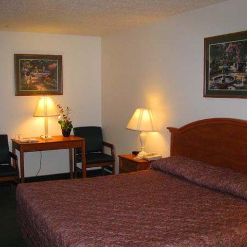 Red Lion Inn & Suites Pontoon Beach 外观 照片